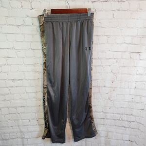 Boy's Under Armour Sweatpants, size XL